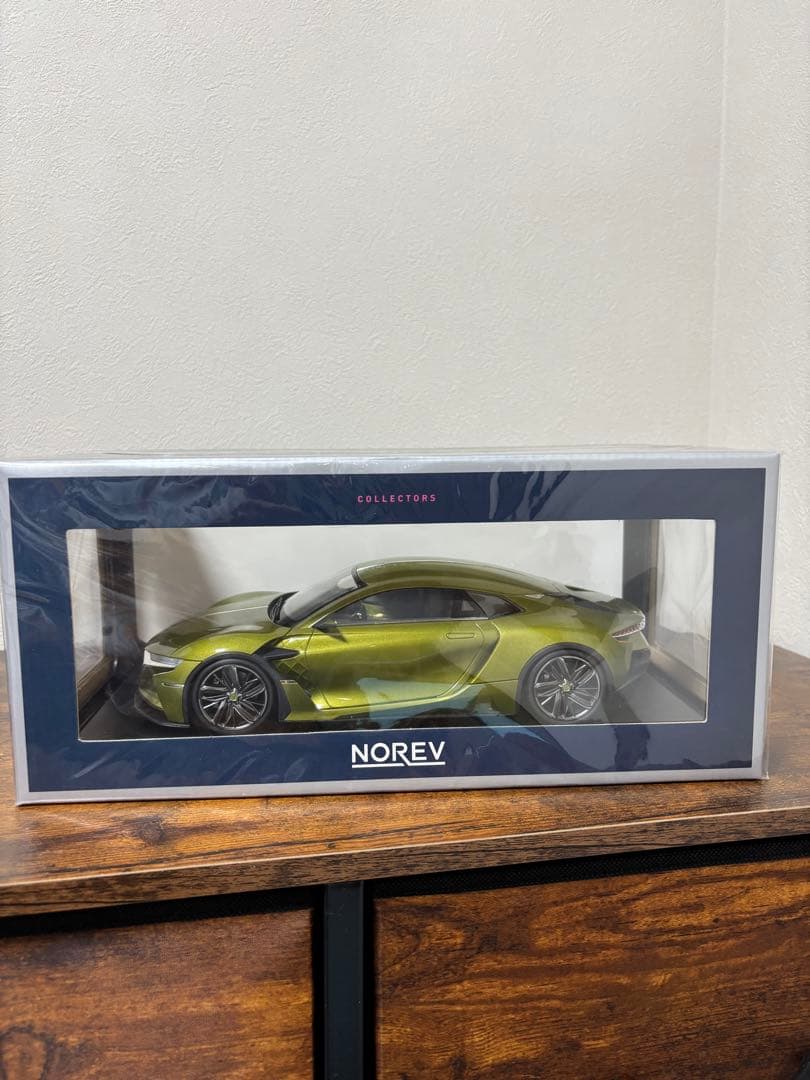 1/18 シトロエン DS E-Tense 2016 ミニカー　ノレブ