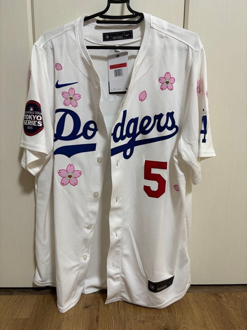 村上隆 mlb ドジャース フリーマン ユニフォーム