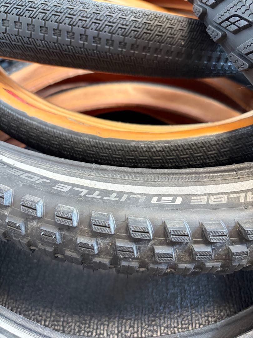 新品 20x21.5シュワルベマラソン 8本セット 406 ミニベロ iタイヤ