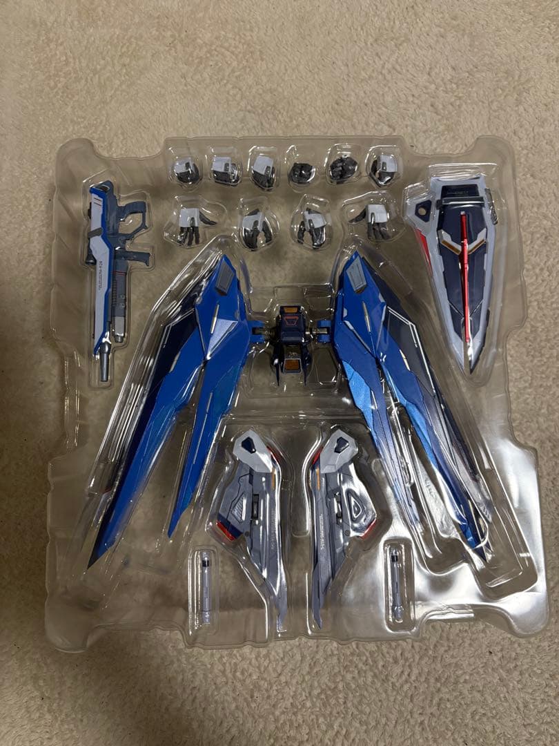 メタルビルド　フリーダムガンダムCONCEPT2 SPARKLEVer.