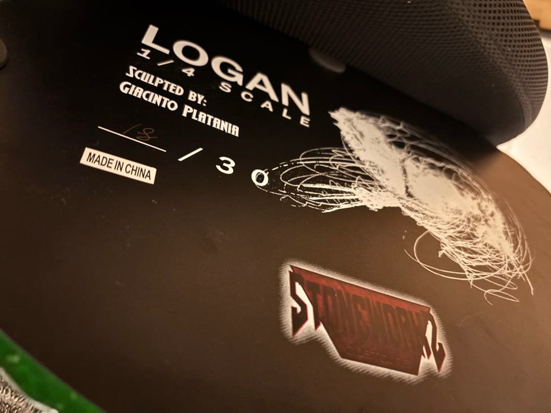 X−MEN ウルヴァリン 1/4ローガン スタチュー　フィギュア