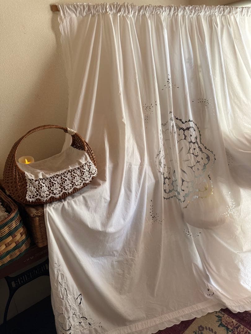 SALE❣️レア♡フランスアンティークஐ花刺繍のホワイトカーテンஐ⋆大判