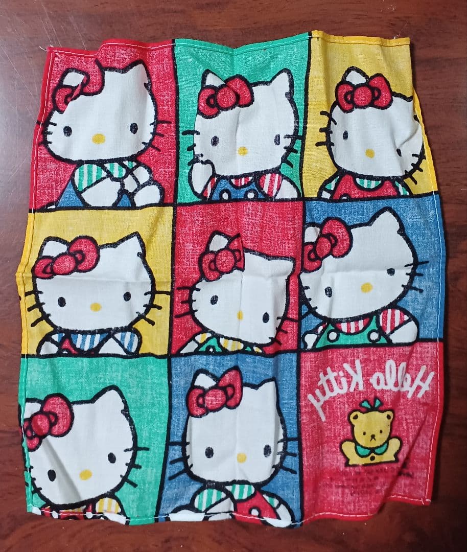サンリオ　SANRIO　HELLOKITTY　ハローキティ　ハンカチ　ミニタオル