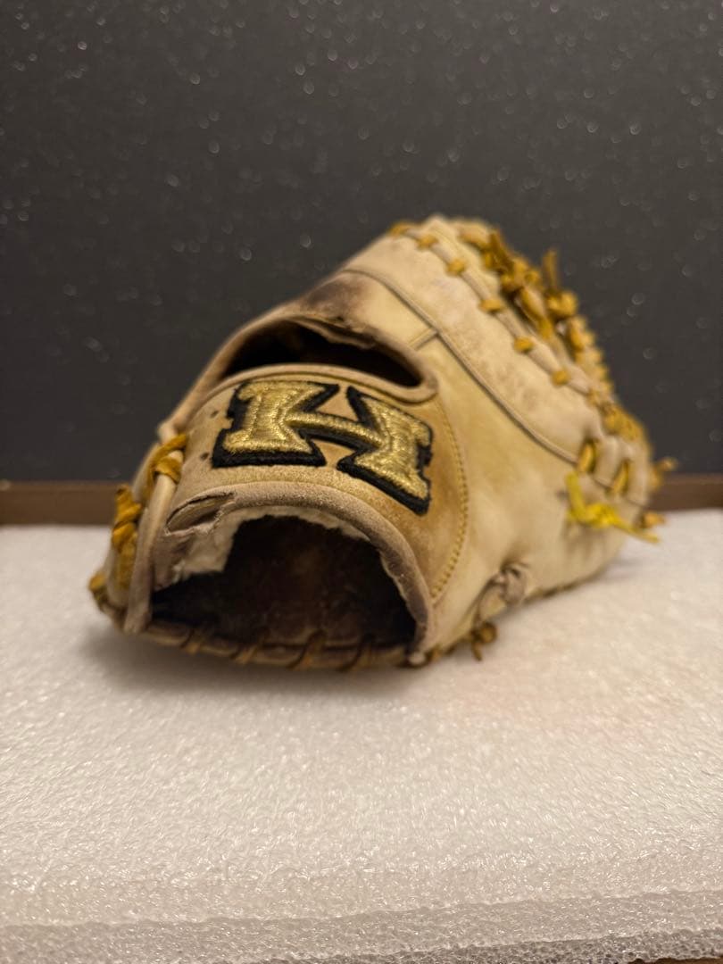 ★人気★ ハイゴールド 硬式用 ファーストミット 紐切れ無し ウェブ破れ無し