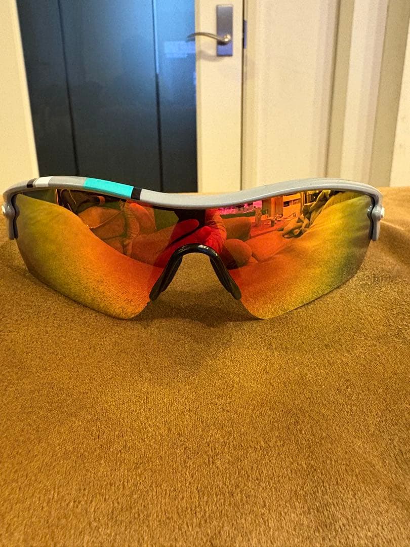 oakley radar lock サングラス 30周年記念