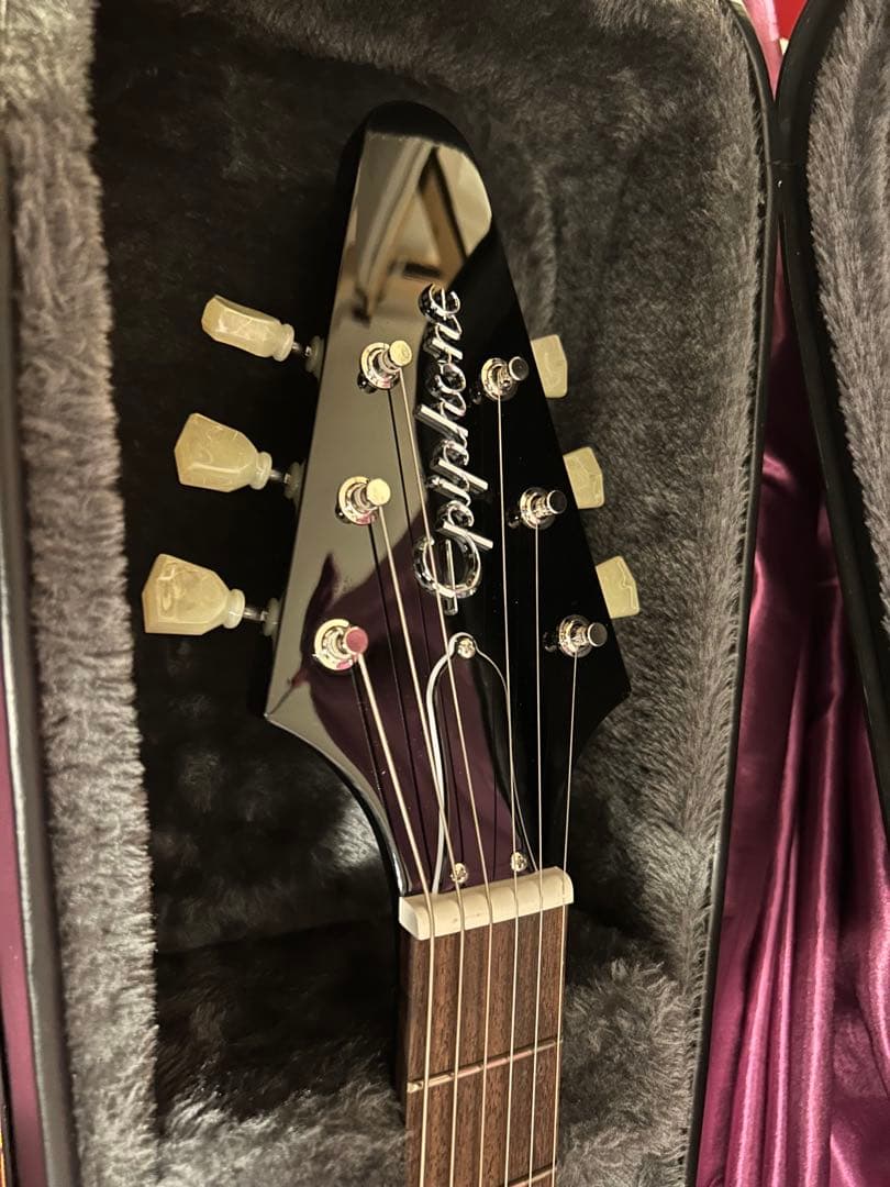 EPIPHONE Flying V Ebony（現行）純正ハードケース付き