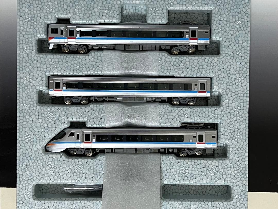 KATO 10-1940 四国8000系(旧塗装) 「いしづち」3両セットM付き