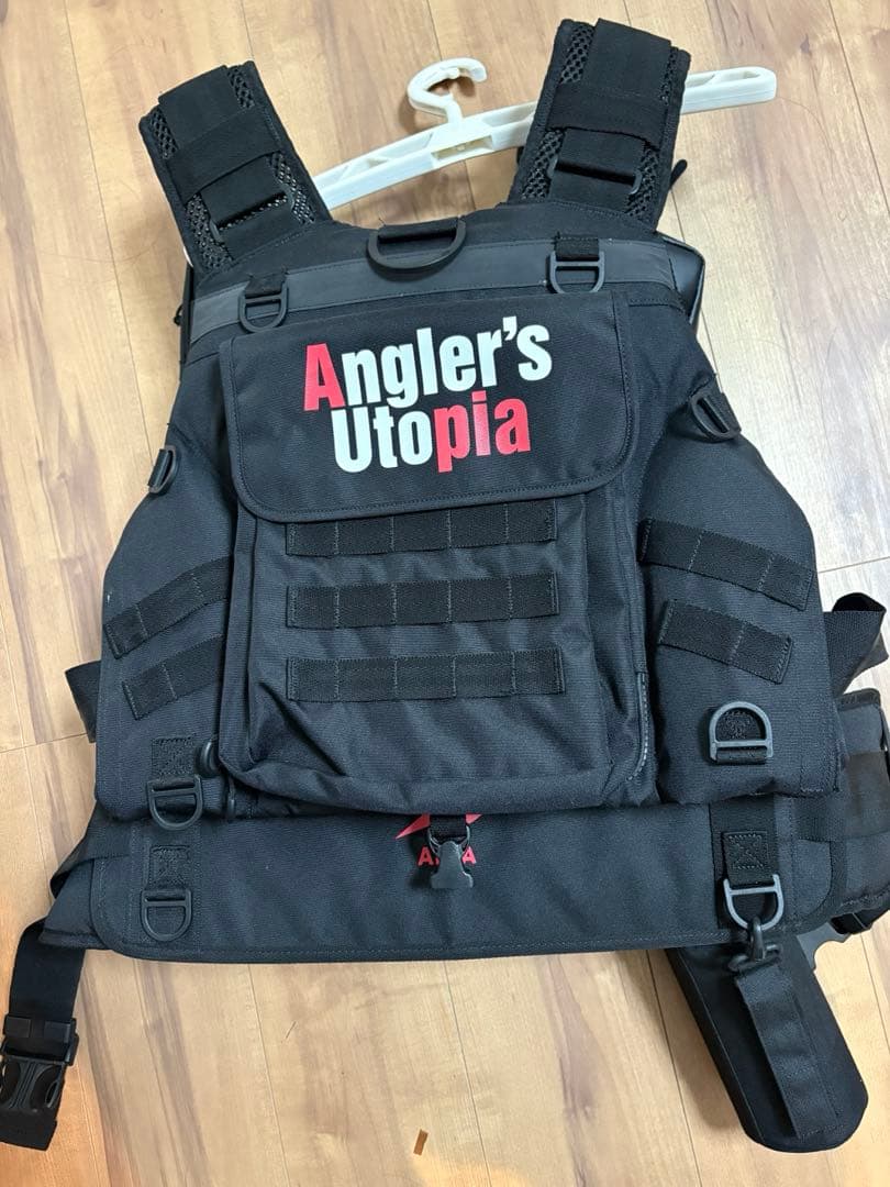 Angler's Utopia ブラックライフジャケット