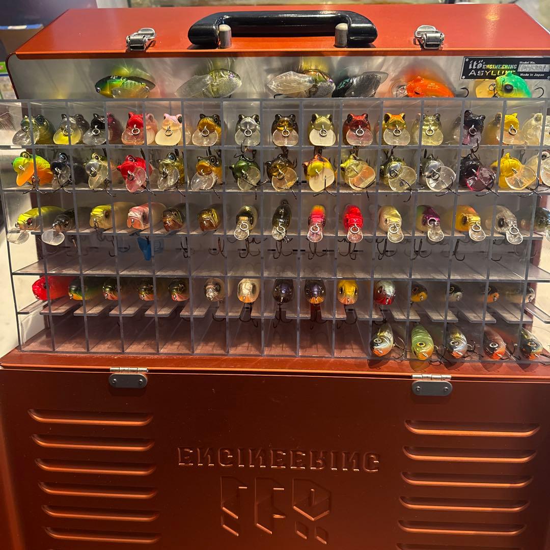 メガバス　アサイラム　ルアー70個