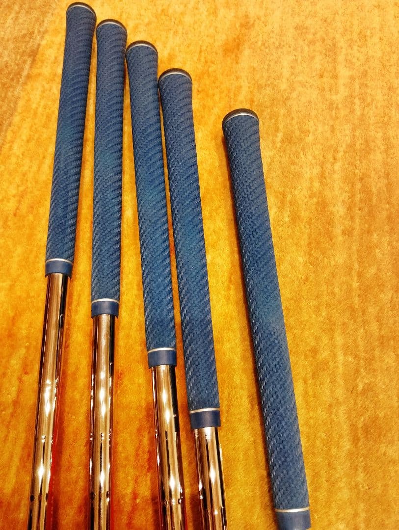 （極美品）ONOFF　2024 KURO 6-P（5本セット）