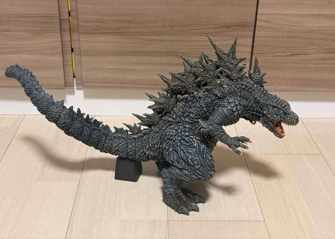 FAVORITE PRODUCTS LINE 呉爾羅(2023)