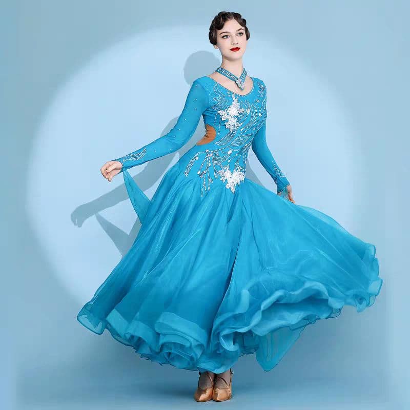 華やか✭ロング花柄ドレス★ダンス映え魅力✭エレガントシーンに最適