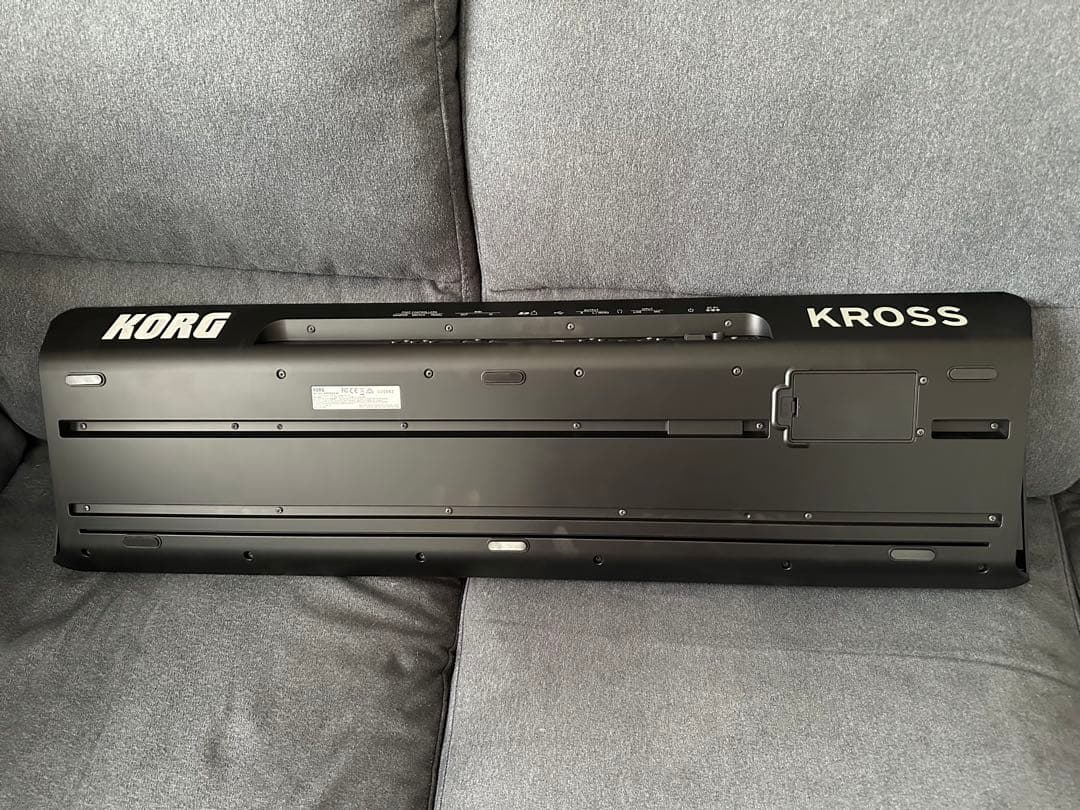 新品同様 KORG KROSS2-61-MB