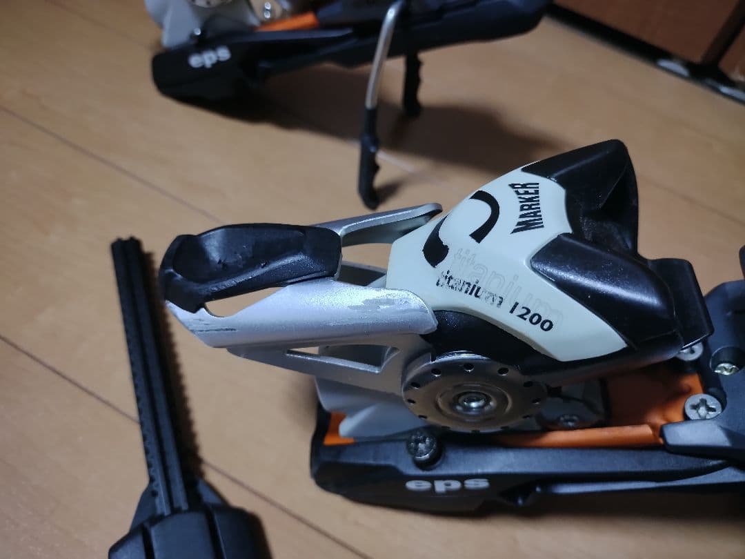 マーカー　Marker　titanium 1200 ビンディング