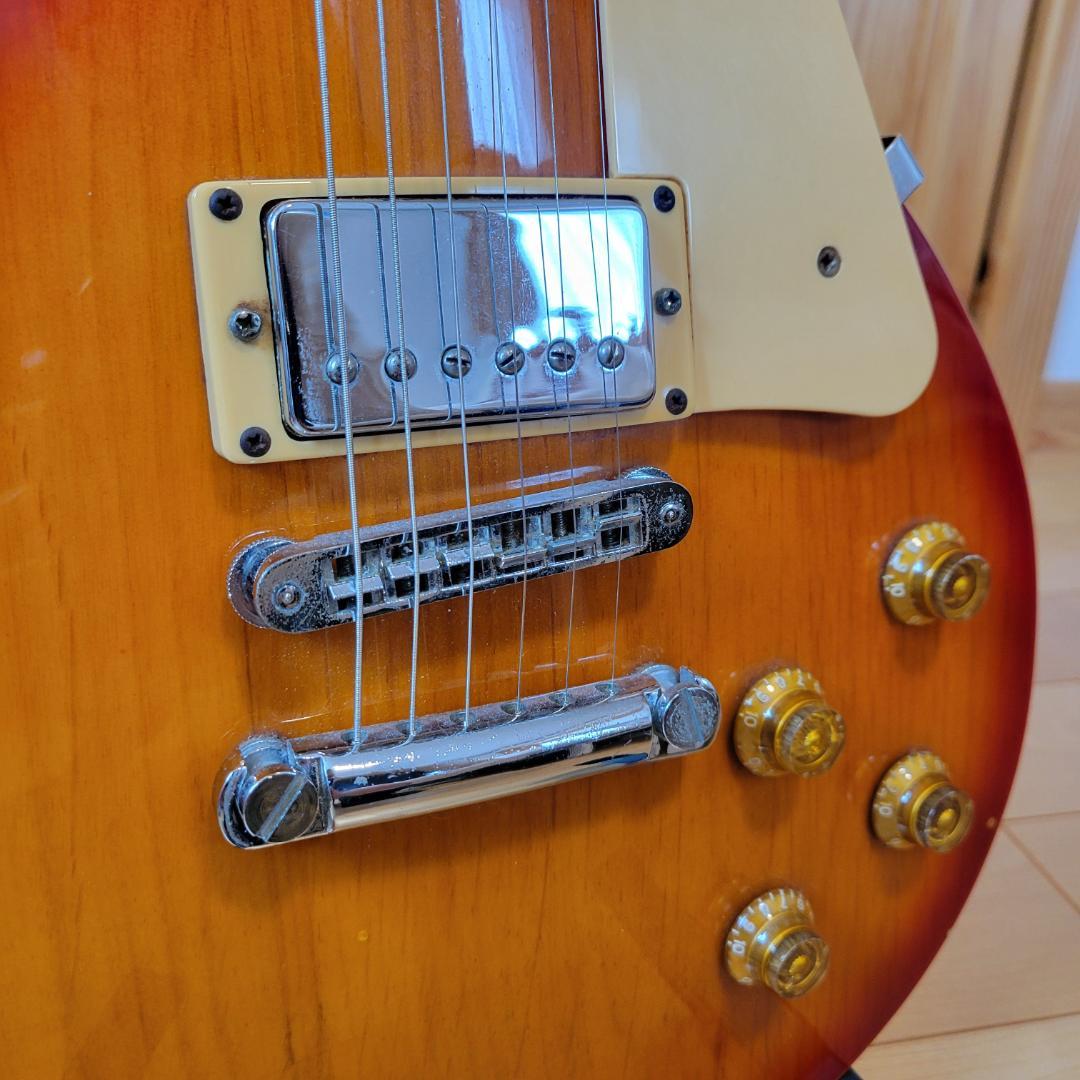 LEGEND by Aria Les Paulレスポールエレキギター ケース付き