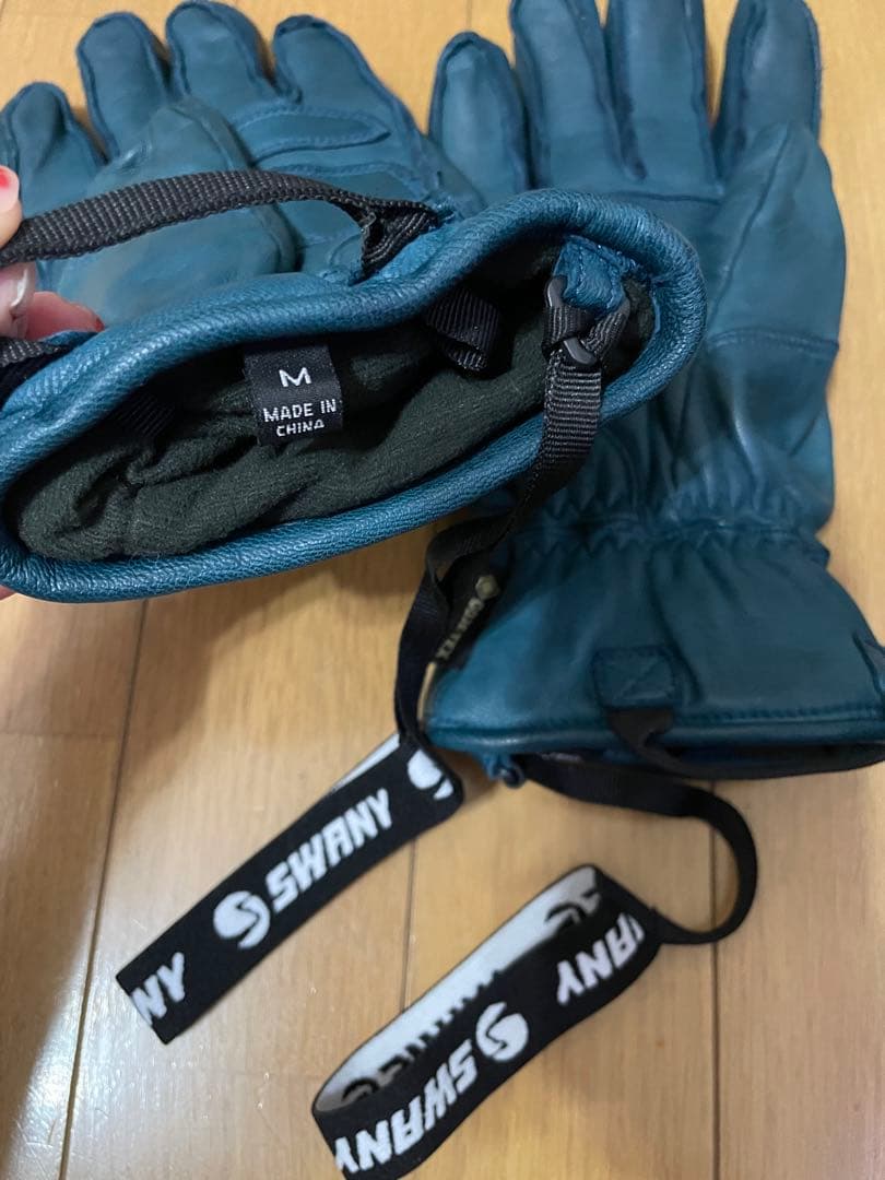 ③SWANY スキー　スノーボード　グローブ