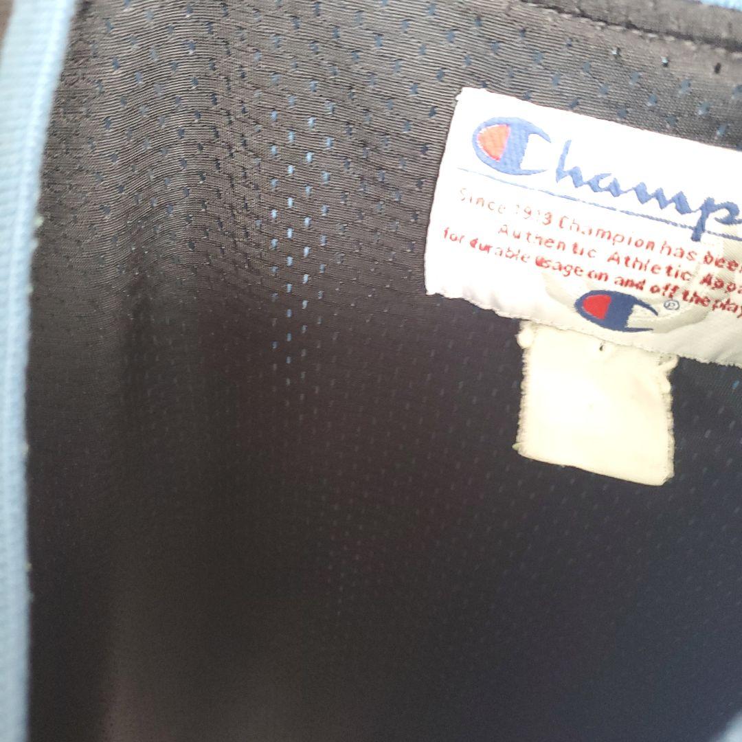 チャンピオン　ウルブズ ナイロン プルオーバージャケット　ビッグロゴ　　NBA