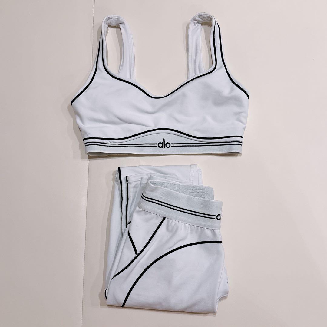 【1度着用のみ/美品】alo アロヨガ ホワイト ブラックラインヨガウエア