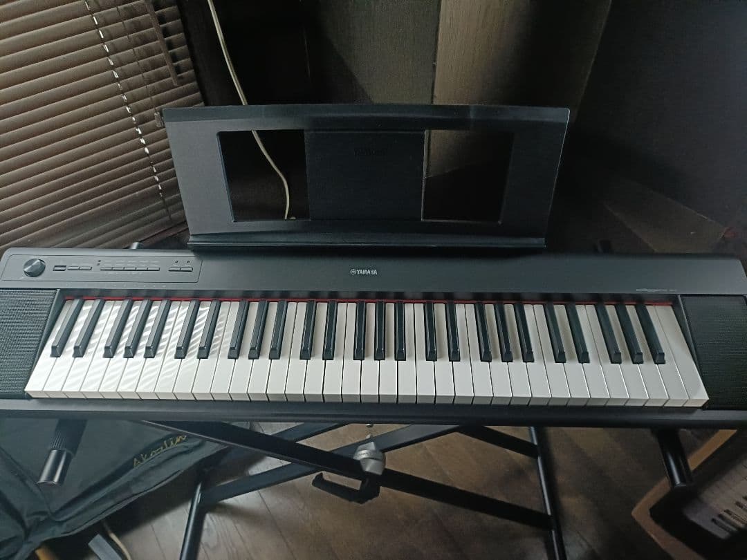 Yamaha piaggero NP-12 電子ピアノ ケース、ペダル付き