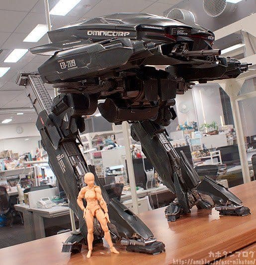 ロボコップ　ED209フィギュア