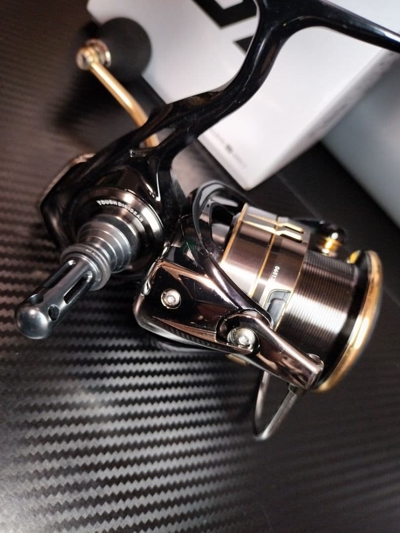 リール Daiwa BALLISTIC LT 4000-C