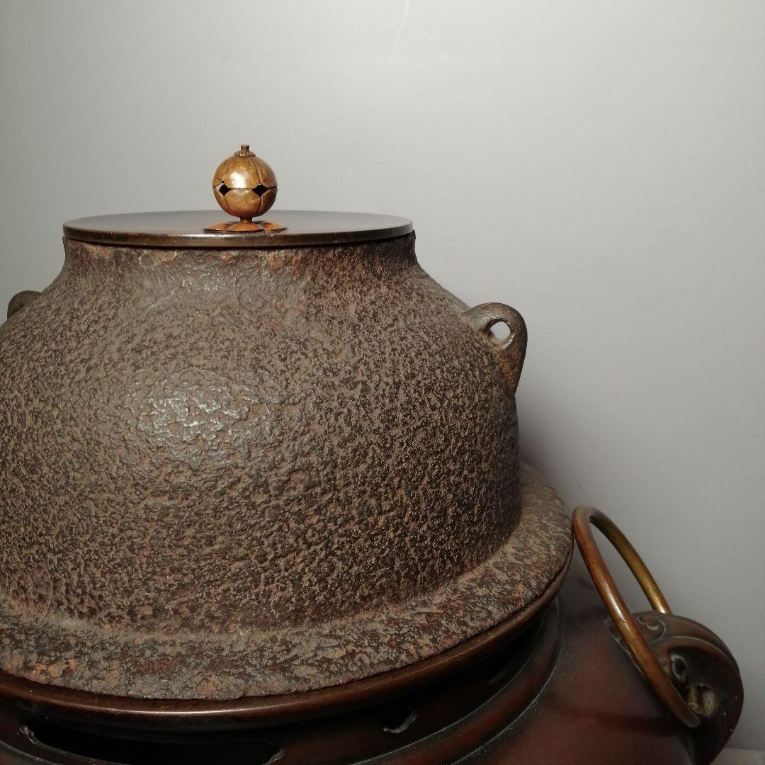 【茶道具】 唐銅風炉釜 　名越弥五郎作　釜265