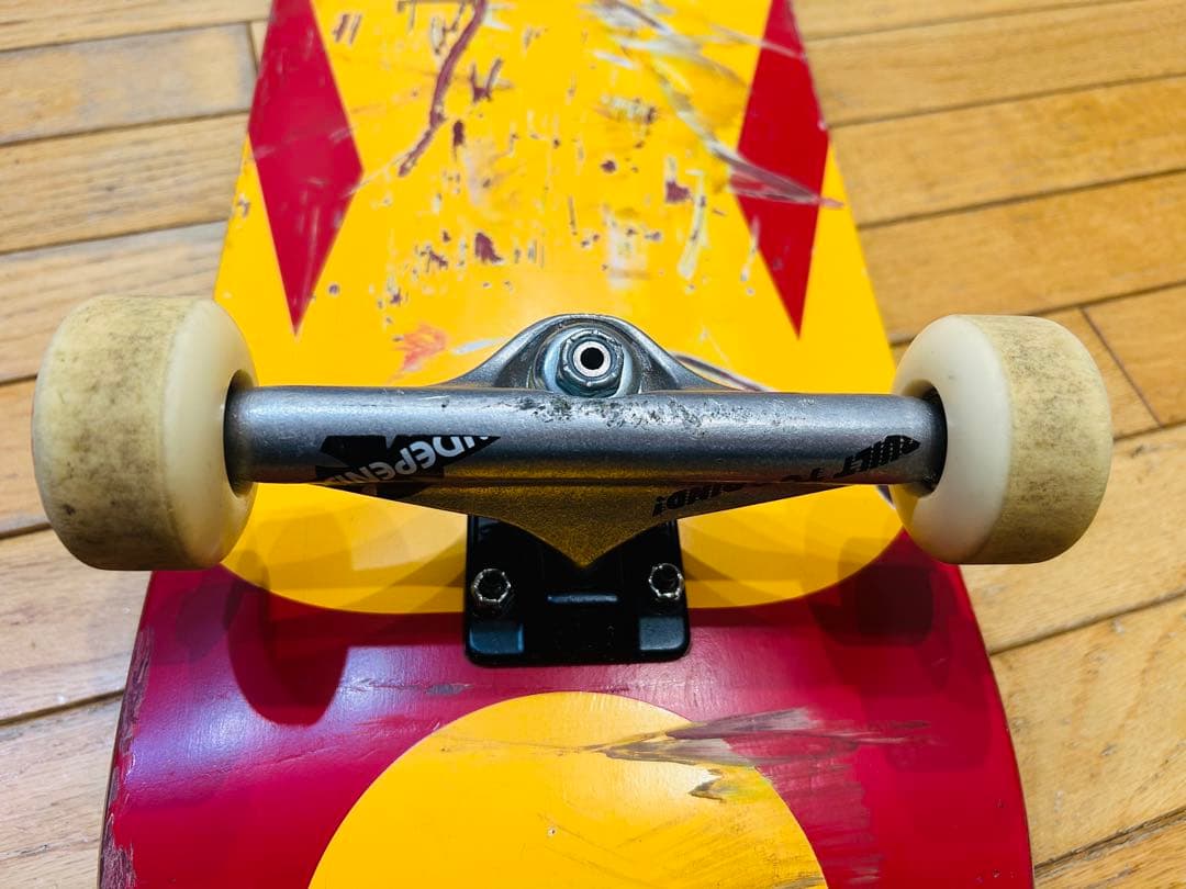 Girl ガール　スケートボード コンプリート　インディペンデントスケボー完成品