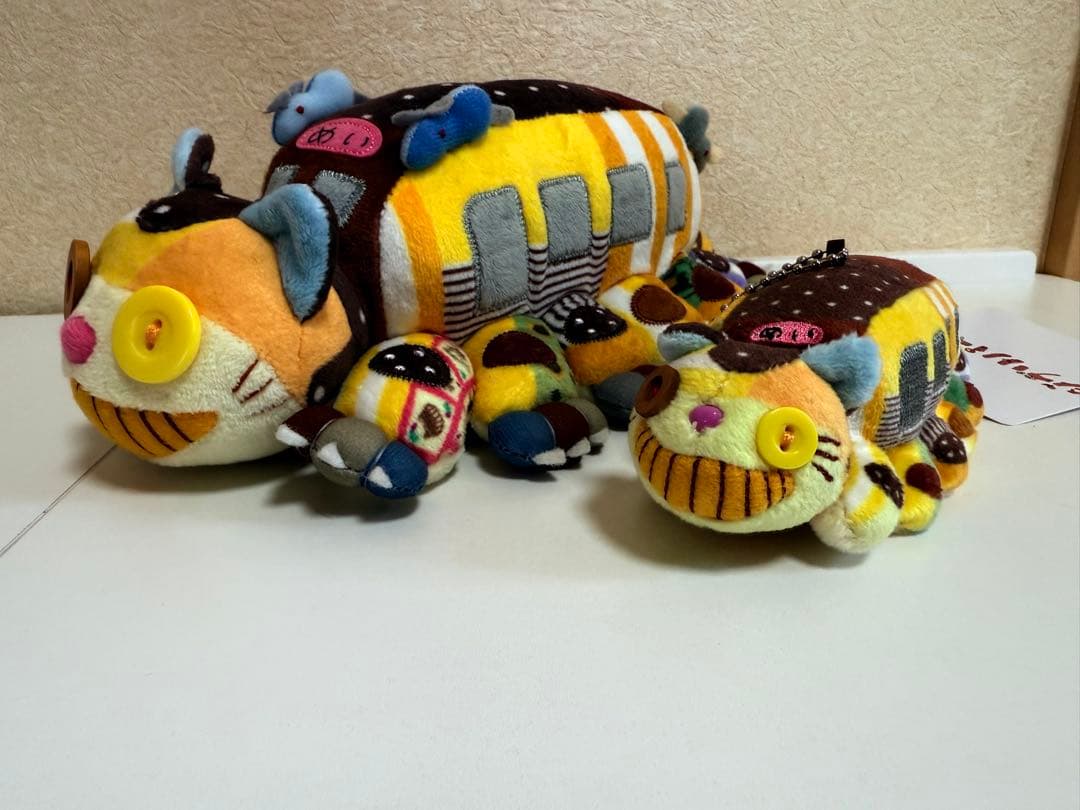 ジブリパーク限定　猫バスのぬいぐるみ　マスコット　2個セット