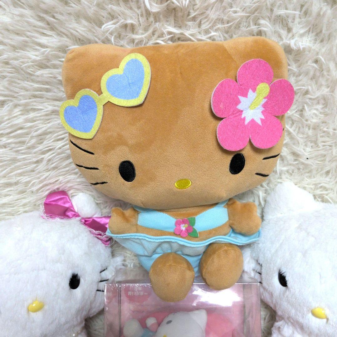 Sanrio ハローキティ　ぬいぐるみ　おまとめ売り　32個