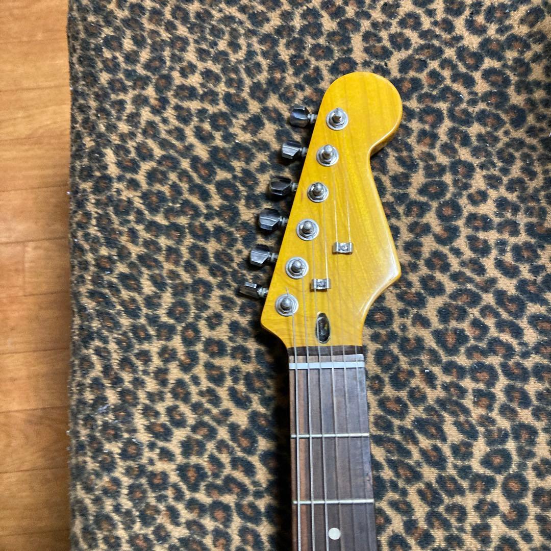 ストラトキャスターモデル、SRV風