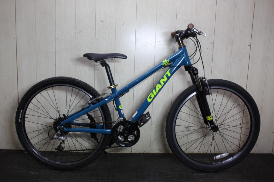 GIANT SNAP 26型 アルミ 21速 330mm MTB