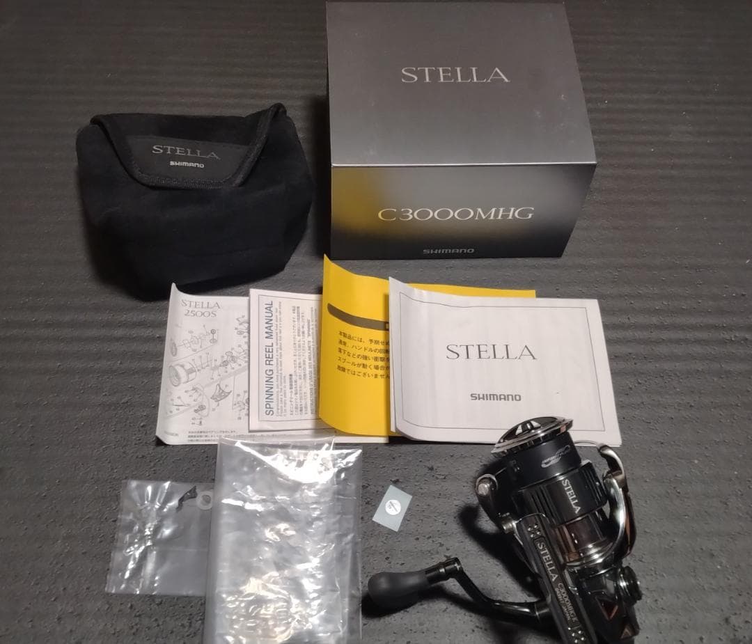 シマノ 22 ステラ C3000MHG 実釣未使用 No1