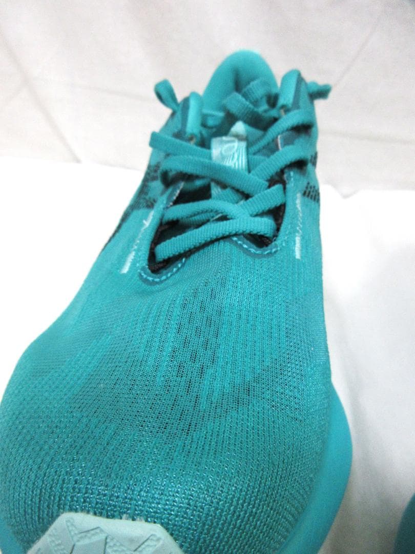 アシックス NOVA BLAST ノヴァブラスト　ランニングシューズ