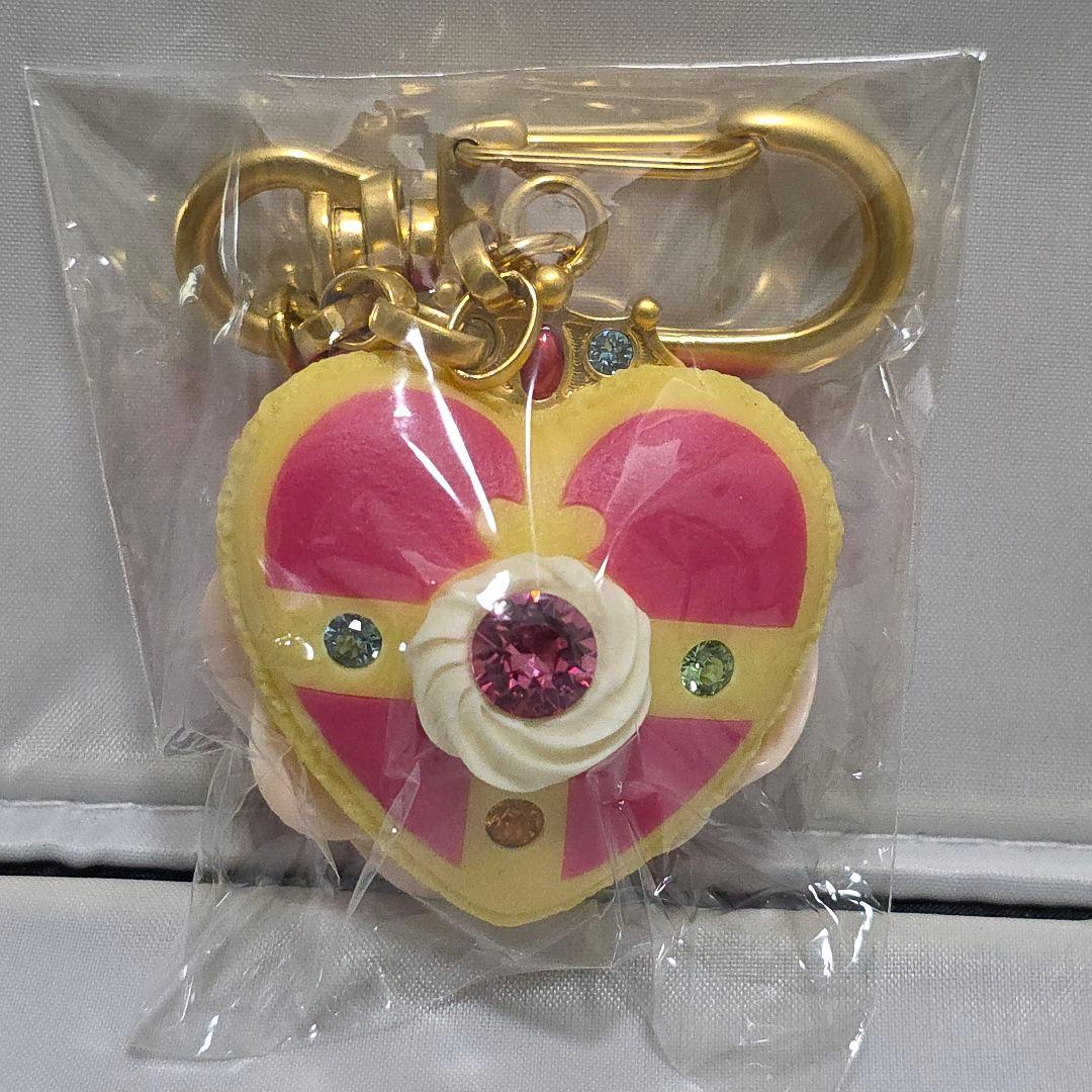 貴重！Q-Pot セーラームーン コズミックハートマカロン キーホルダー