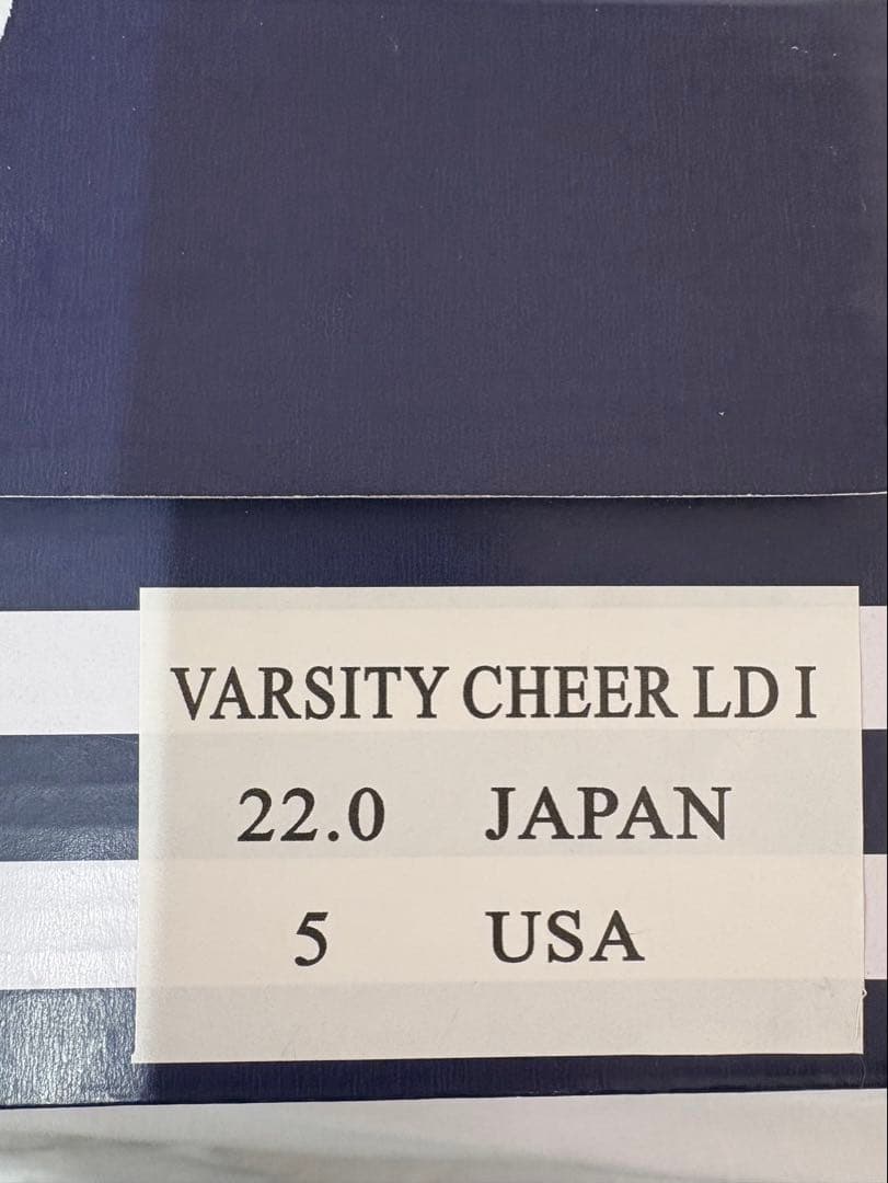 チアリーディング　シューズ　22cm 新品