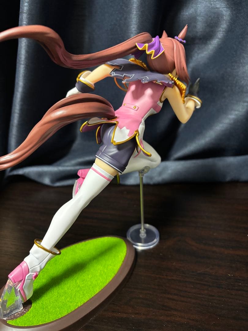 サクラバクシンオー　メガハウス　スケールフィギュア