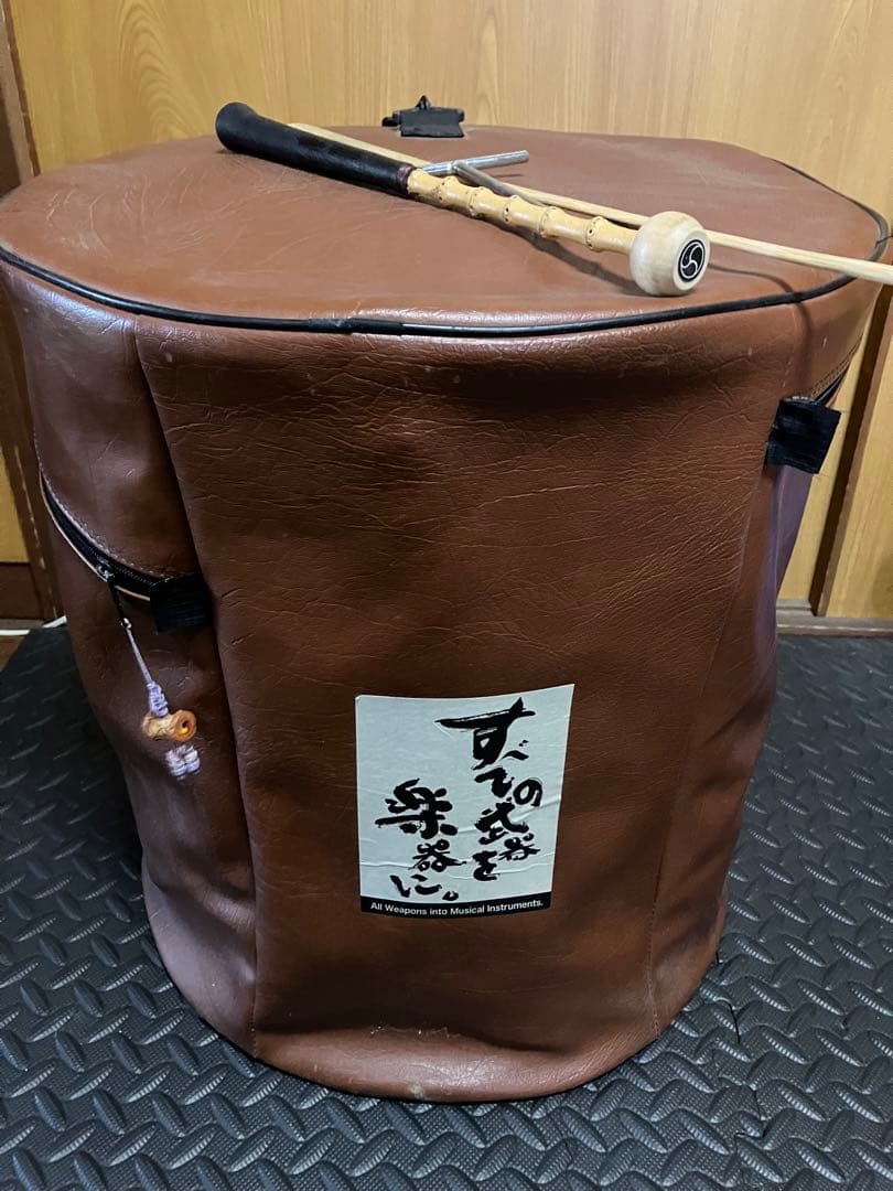 韓国太鼓　チャンゴ　チャング　ダークブラウン ケース　バチ付き