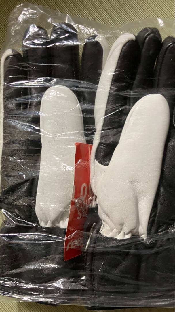 本革 ロイシュ　女性用グローブ スワロフスキー　Mサイズ