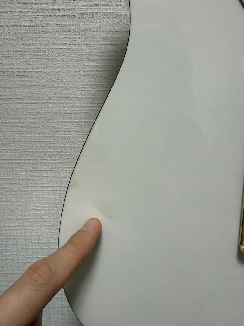 Fender テレキャスター SCANDAL HARUNAモデル