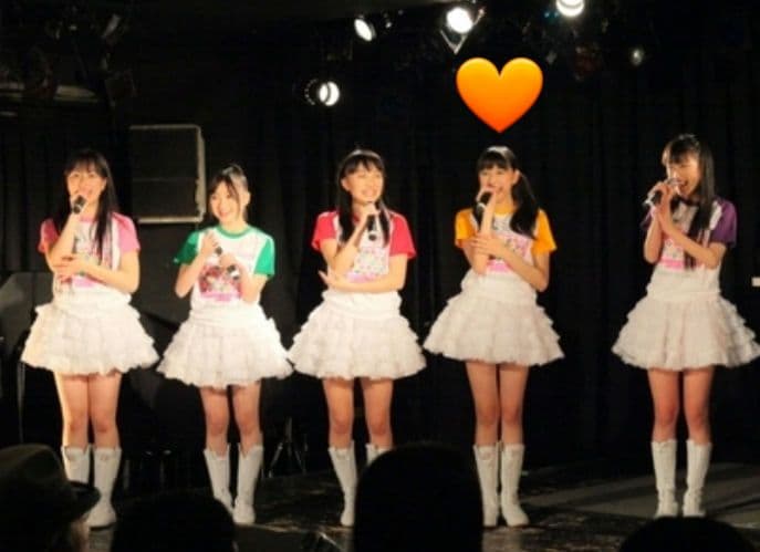 ☆入手困難！非売品☆ ももクロ コラボＴシャツ