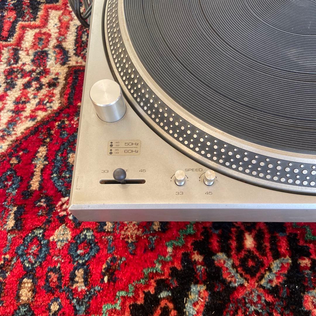Technics SL-1200 ダイレクトドライブターンテーブル　テクニクス