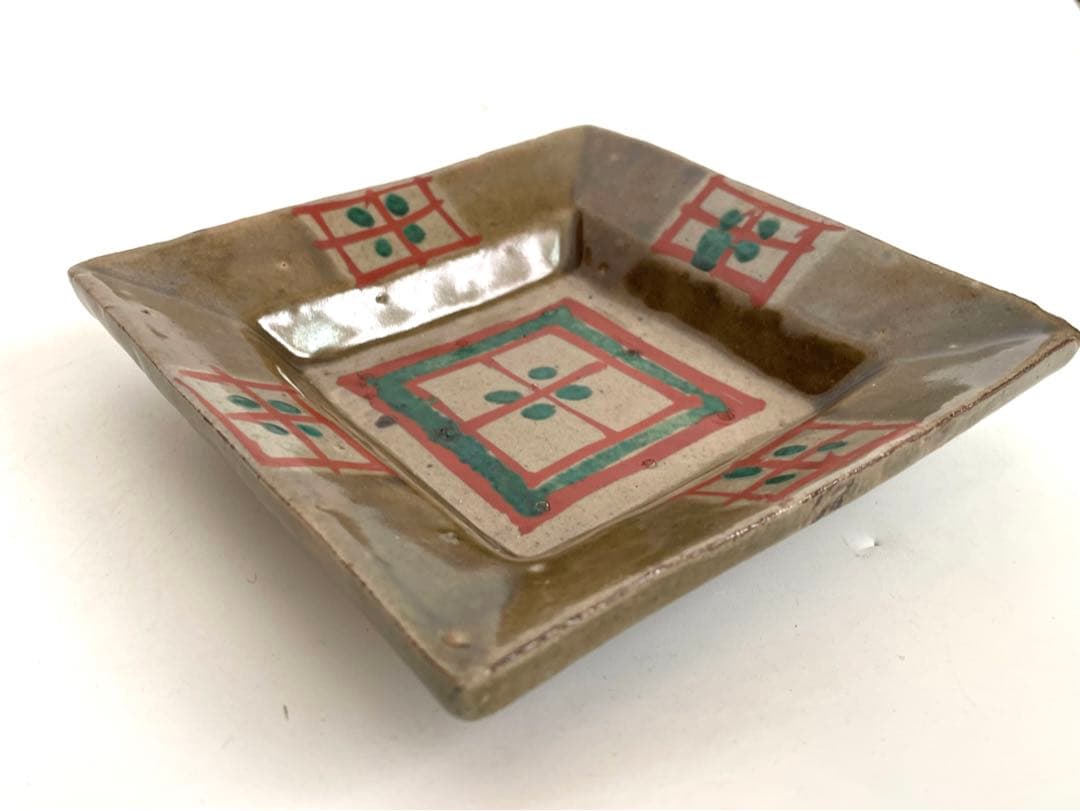 人間国宝　陶芸家　濱田庄司　浜田庄司　赤絵皿　識箱　菓子皿　四方皿