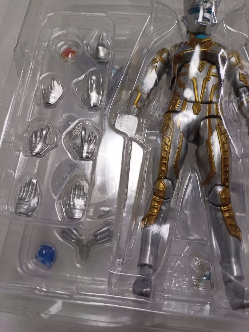 SHFiguarts ウルトラマンゼロ