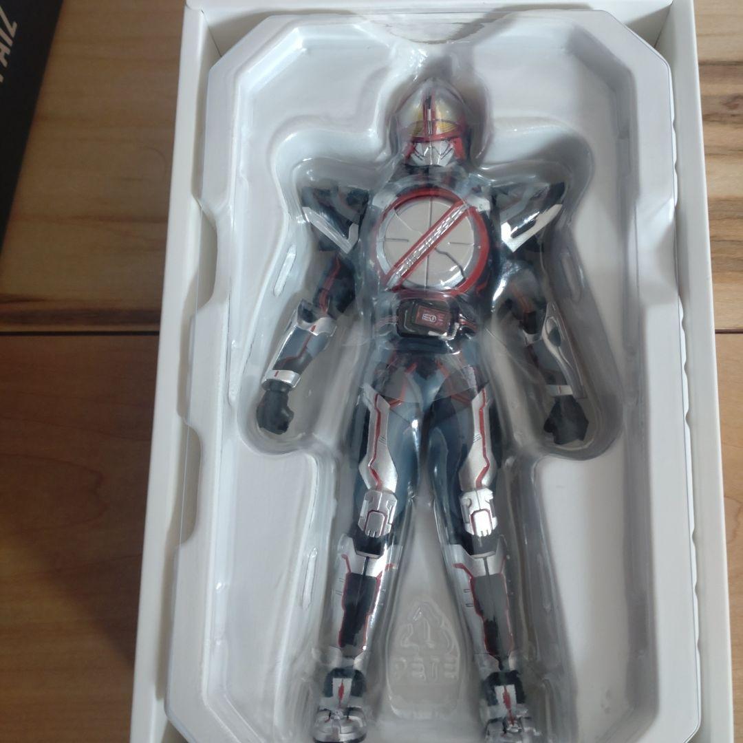 S.H.Figuarts（真骨彫製法）仮面ライダーファイズ ネクストファイズ