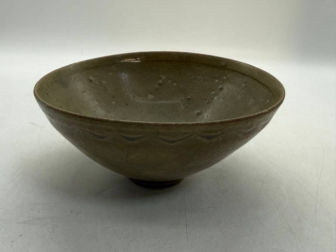 高麗青磁　蓮弁紋お碗　アンティーク　送料込み251217