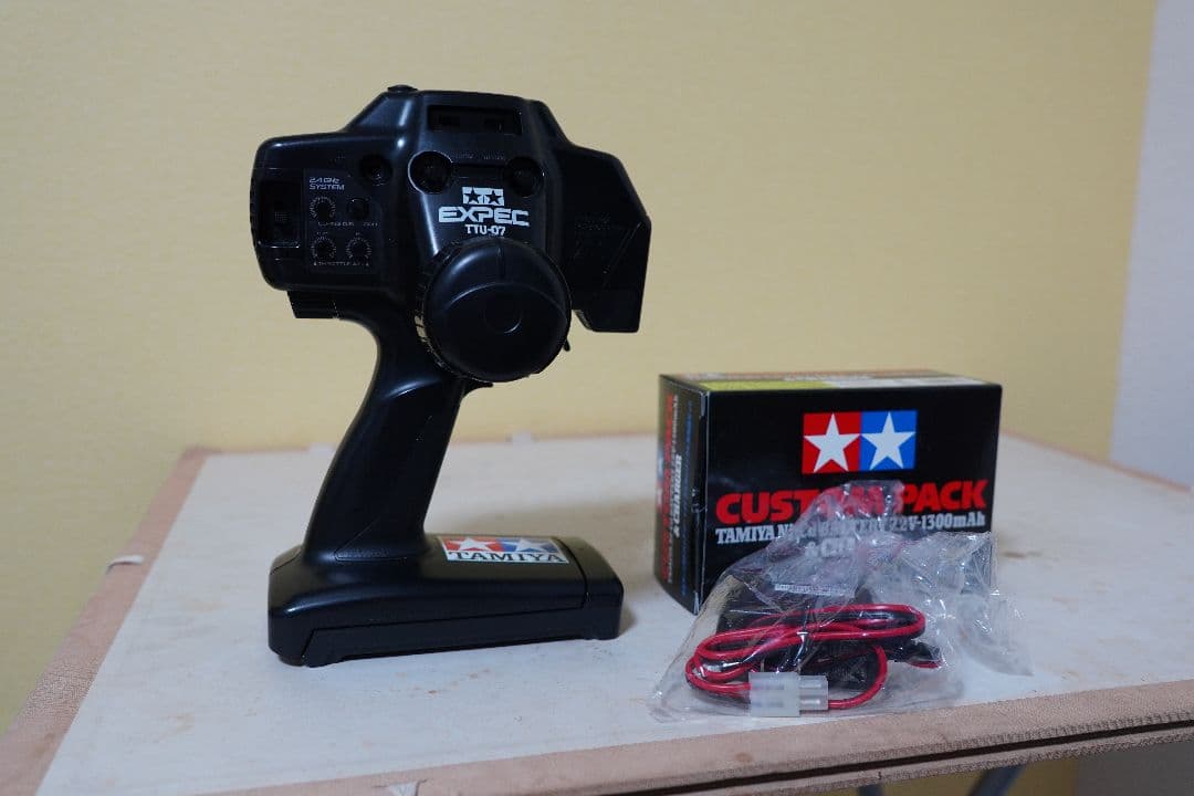 G-made R1 クローラー　ラジコン　プロポ、受信機、アンプ付