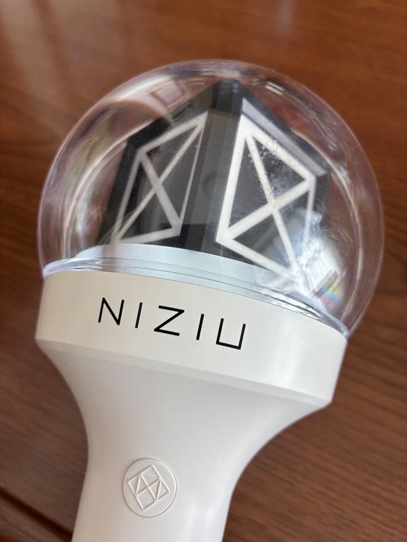 NiziU ペンライト LIGHT STICK