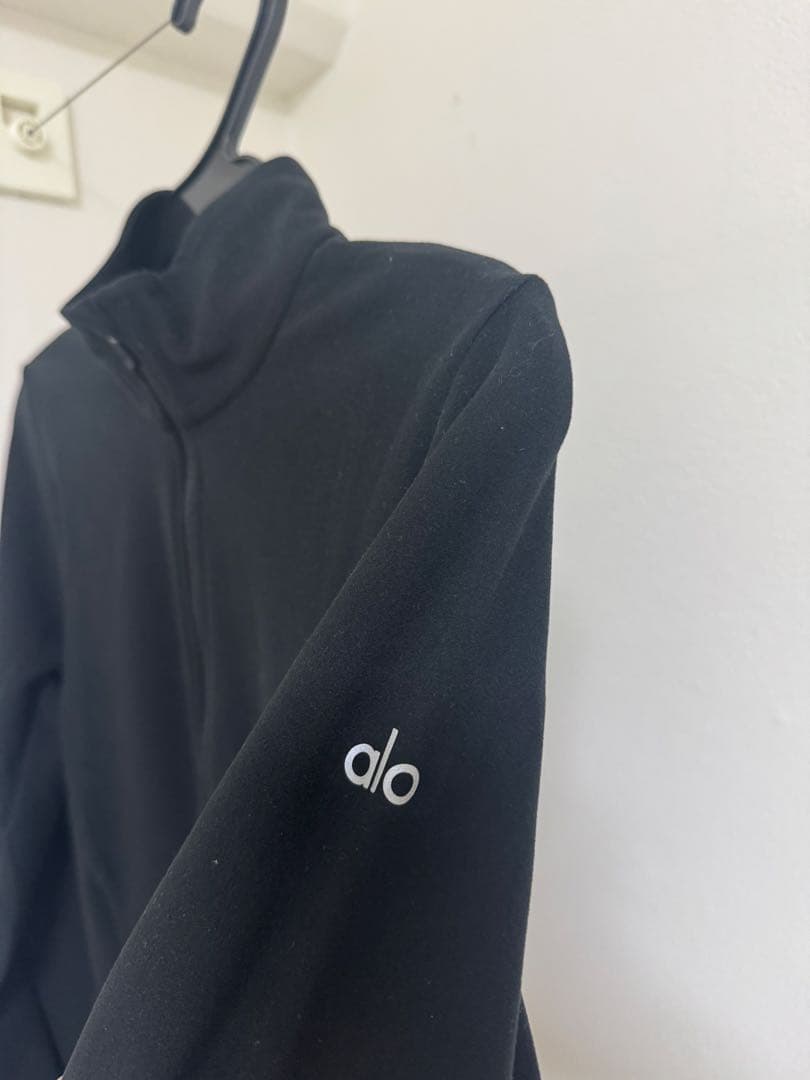 ALO YOGA ブラック ジッパー付き長袖 トレーニングウェア XS