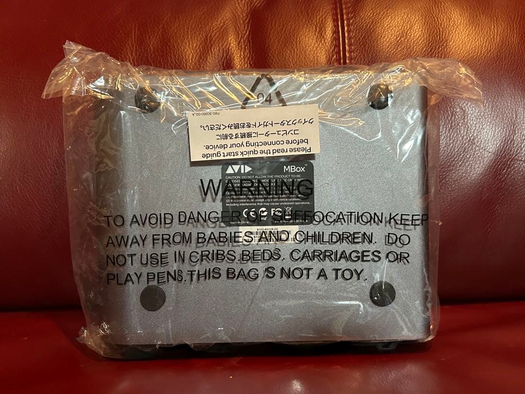 新品に近い Avid Mbox 4x4オーディオインターフェイス 動作確認済み