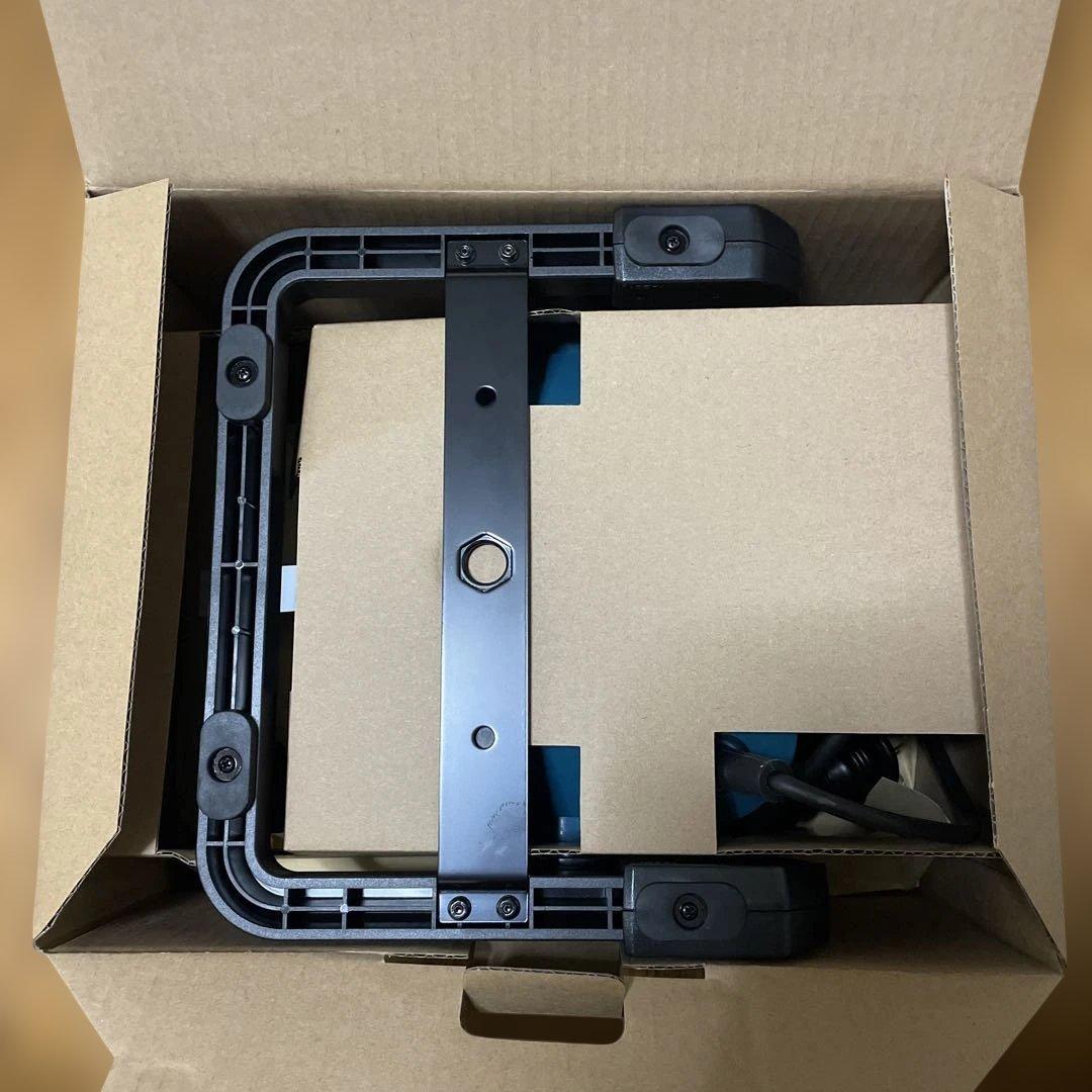 新品 未使用 マキタ 充電式LEDスタンドライト ML805